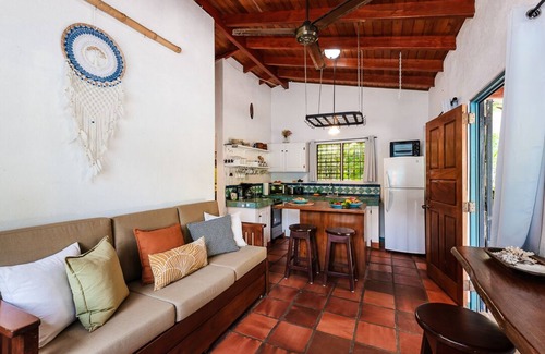 Junquillal Haus | 200 steps from the beach! Private 3BR Pool AC Wifi