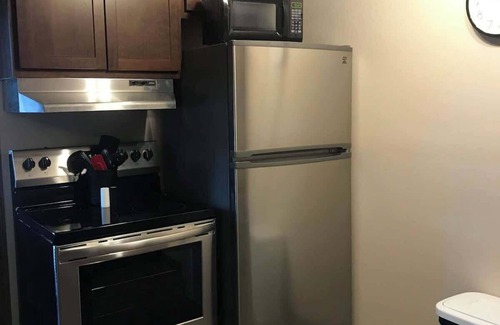 Tomah Wohnung | 201 E Veterans St Apt F by Patriot Properties