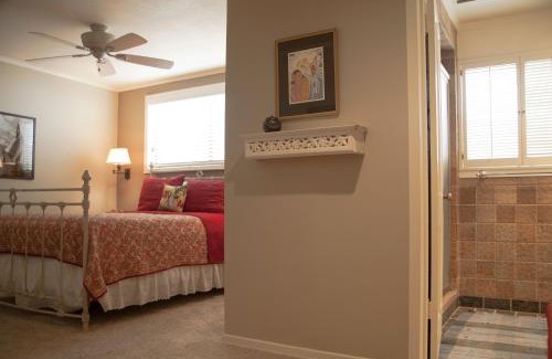 Balboa Island Haus | 201 Ruby