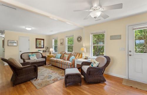 Duck Haus | 2010 - Just Ducky