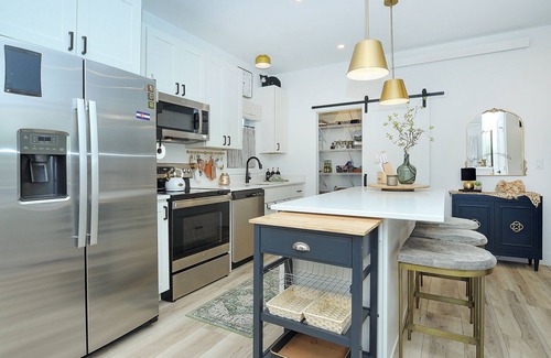Poncha Springs Haus | 2024 construction, in beautiful PonchaSpgs, 30+nights only