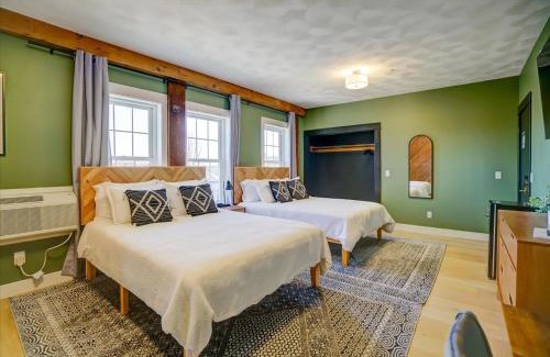 Waunakee Hotel | 204 - Double Queen