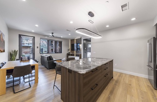 Zion National Park South Entrance Villa | 208 LaFave-Luxury Villa at Zion: Kayenta