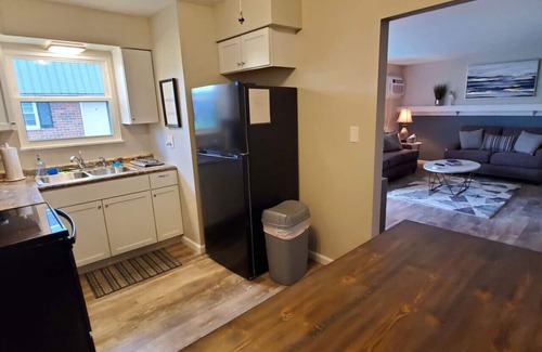 Franklin Haus | 219 Maxwell St - Unit C · A great newly renovated place to stay in Franklin