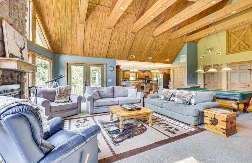 Blissfield Haus | 23 Mi to Mohican SP Group-Ready Lodge with Hot Tub