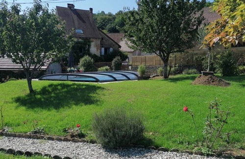 Brery Haus | 240m2 Family House with Heated Swimming Pool in Winegrower Village