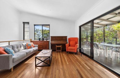 Peregian Beach Haus | 252 David Low Way