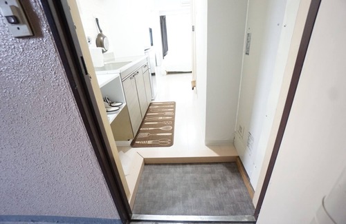 Nakagawa Ward Wohnung | 2B. Nagoya Station / Bushaltestelle 3 Minuten / Meitetsu Kaufhaus / Takashimaya / Drogerie / Supermarkt 4 Minuten / kostenfreies Parken / 4 Familien / Zweibettzimmer