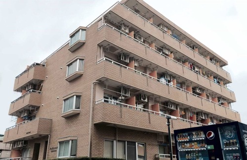 Nakagawa Ward Wohnung | 2B. Nagoya Station / Bushaltestelle 3 Minuten / Meitetsu Kaufhaus / Takashimaya / Drogerie / Supermarkt 4 Minuten / kostenfreies Parken / 4 Familien / Zweibettzimmer