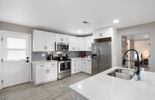 New Papago Parkway Haus | 2BD Cozy & Comfortable, Scottsdale Getaway