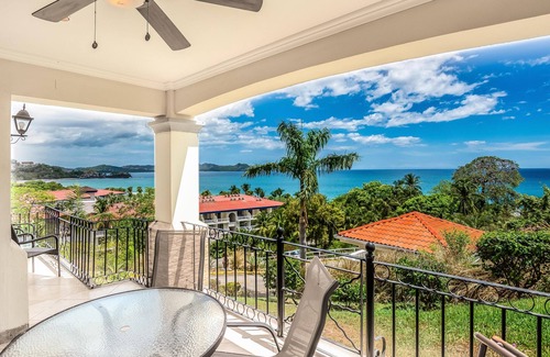 Playa Flamingo Eigentumswohnung | 2BD Ocean-view Condo in Flamingo With Pool