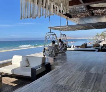 San Jose del Cabo Villa | 2BD Oceanfront Presidential Suite Solaz Cabo