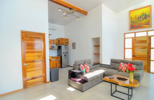 Uvita Haus | 2bdr Home in Uvita OROPENDOLA | Private Pool | Sea View