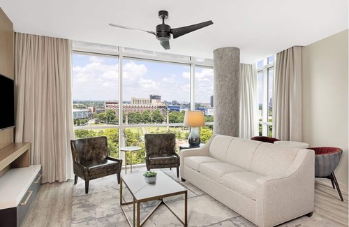 Downtown Atlanta Resort | 2Bed/2Bath Gorgeous New Resort in Downtown Atlanta!!