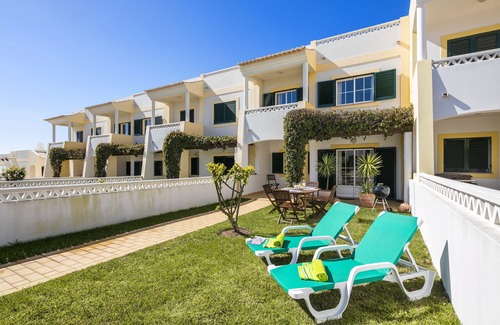 Benagil Villa | Villa mit Gemeinschaftspool und Meerblick
