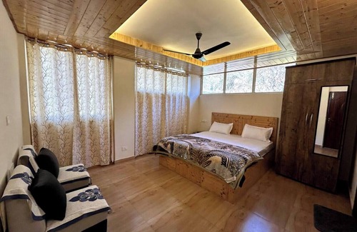 Kumarhatti Haus | 2BHK Apartment near Kasauli