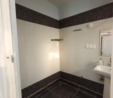 Rishikesh Wohnung | 2BHK Flat Rishikesh Ganga Bhumi- Kaphal Nest