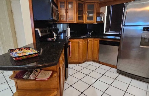 Cabo Bello Eigentumswohnung | 2BR / 2BA Cabo Condo, am Strand mit Meer und Poolblick