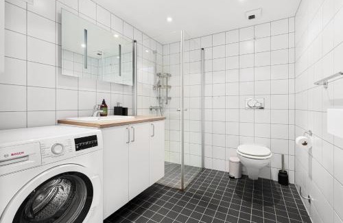 Gamle Oslo Wohnung | 2BR Apt w Balcony by Oslo S and Munch