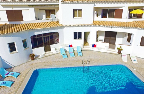 Castelo Wohnung | 2BR Apt w/ Terrace & Pool – Galé