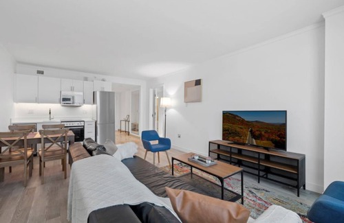 Atlantic City Wohnung | 2BR Condo On The Boardwalk w/3 Baths! Cozysuites