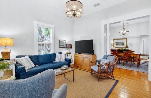 Sanford Hütte | 2BR COTTAGE IN SANFORD historischen Viertel