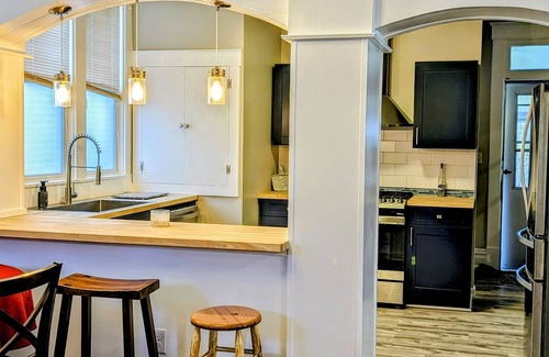 Newark Haus | 2BR Home: Modern & Classic Near Nature Preserves & Historical Gems! and Hospital