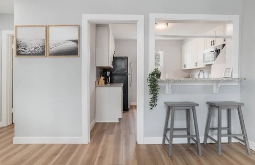 Cottage Line Wohnung | 2BR Ocean Oasis Suite | Beach | Pool