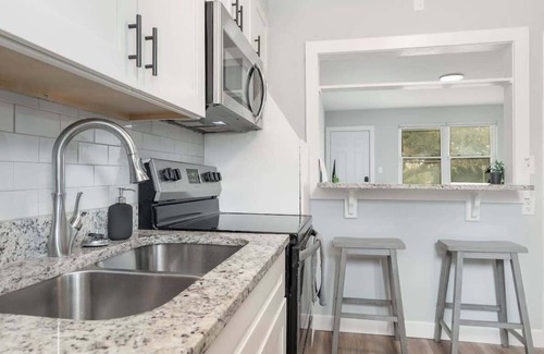 Cottage Line Wohnung | 2BR Ocean Oasis Suite | Beach | Pool