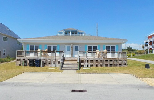 Emerald Isle Haus | 2BR oceanside duplex, steps from beach, dog friendly at no add't fee
