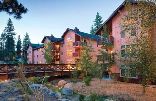 Round Hill Village Eigentumswohnung | 2br Presidential Condo Hike, fish, Swim!