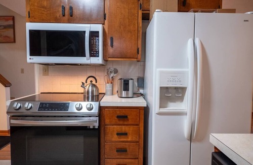 Lawrence Wohnung | [2BR]The Mocha StayAwhile Retreat