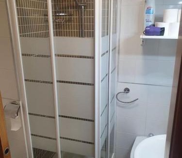 La Linea de la Concepcion Wohnung | 2F, Aire Acondic, 80m2, 2 dormitorios, 4 huéspedes, WIFI GRATIS