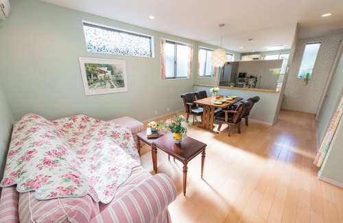 Honmachi Haus | 2min from Shinjuku station & 98m2 high quality house in the city center & high speed free wifi & Max 9 people