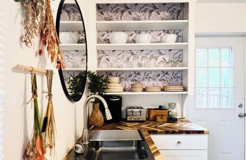 Greensburg Wohnung | 2nd Floor Bungalow in Greensburg