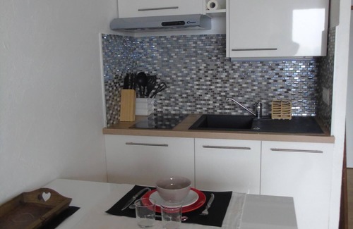 Bogeve Wohnung | 2pers Studio im Herzen von Haute-Savoie mit Balkon, renoviert.