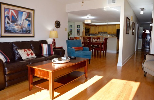 Bonnabel Place Haus | GENIESSEN SIE NEW ORLEANS (DIE GROSSE EINFACHE) FÜR 30 TAGE ODER MEHR FÜR 110 USD PRO NACHT.