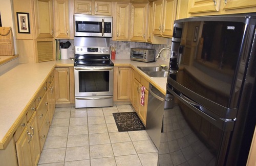 Bonnabel Place Haus | GENIESSEN SIE NEW ORLEANS (DIE GROSSE EINFACHE) FÜR 30 TAGE ODER MEHR FÜR 110 USD PRO NACHT.