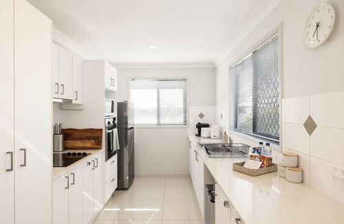 Rocklea Wohnung | 3 Bdr Apt! Garage! Balcony! GST Credits! 119D3