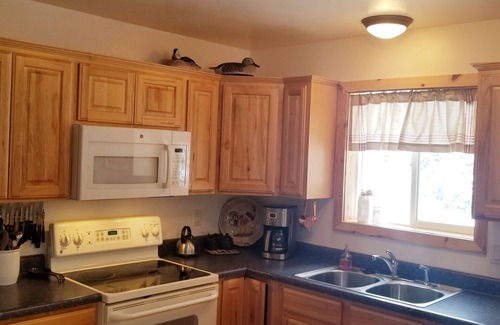 Long Valley Junction Kabine | 3 gemütliche BDRM-Kabine - zentral zu Bryce & Zion gelegen. In der Nähe von Duck Creek