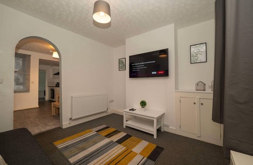 North Wheatley Haus | 3 Bed House | Sleeps 6 | Fast Wifi