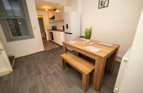 North Wheatley Haus | 3 Bed House | Sleeps 6 | Fast Wifi