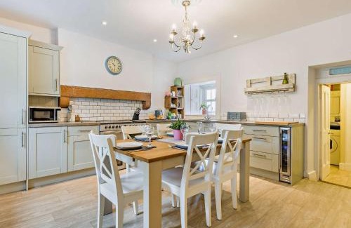 Kirriemuir Haus | 3 Bed in Kirriemuir 37440