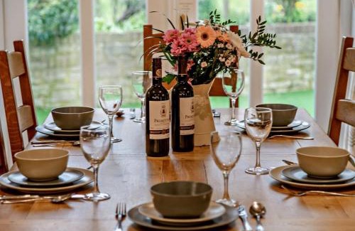 West Lulworth Haus | 3 Bed in Lulworth Cove DC139