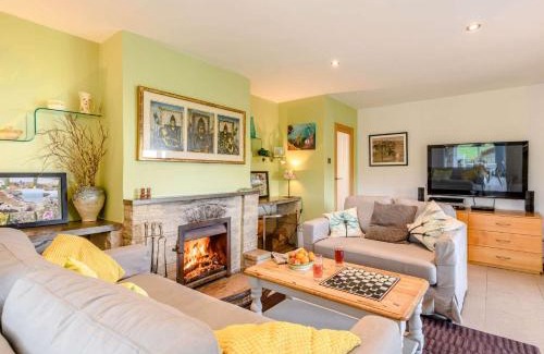 Worth Matravers Haus | 3 Bed in Worth Matravers DC140