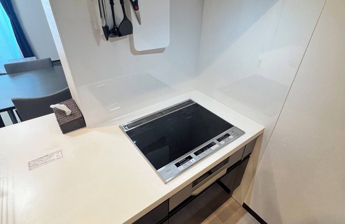 Joto Wohnung | 3 bed room max 6 persons! Easy access to Namba and Shinsaibashi! 4 min.