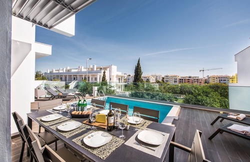 Correeira Haus | 3 Bed Room Villa in Albufeira + Private Heated Pool (on request)