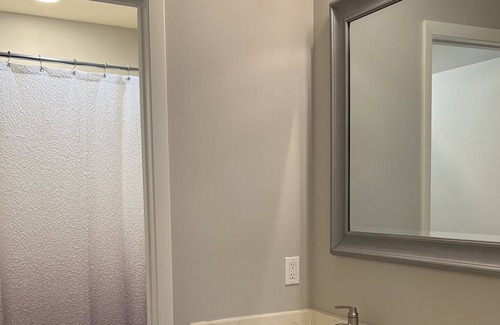 Fontana Haus | Fall dates open! Newly renovated! Luxe Townhome