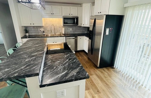 Muncie Haus | 3 bedroom 1.5 bath house. Walkable to BSU and many restaurants, ping pong table