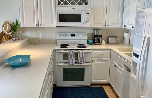 Seven Mile Beach Eigentumswohnung | 3 Schlafzimmer / 2 Badezimmer Oceanfront Condo